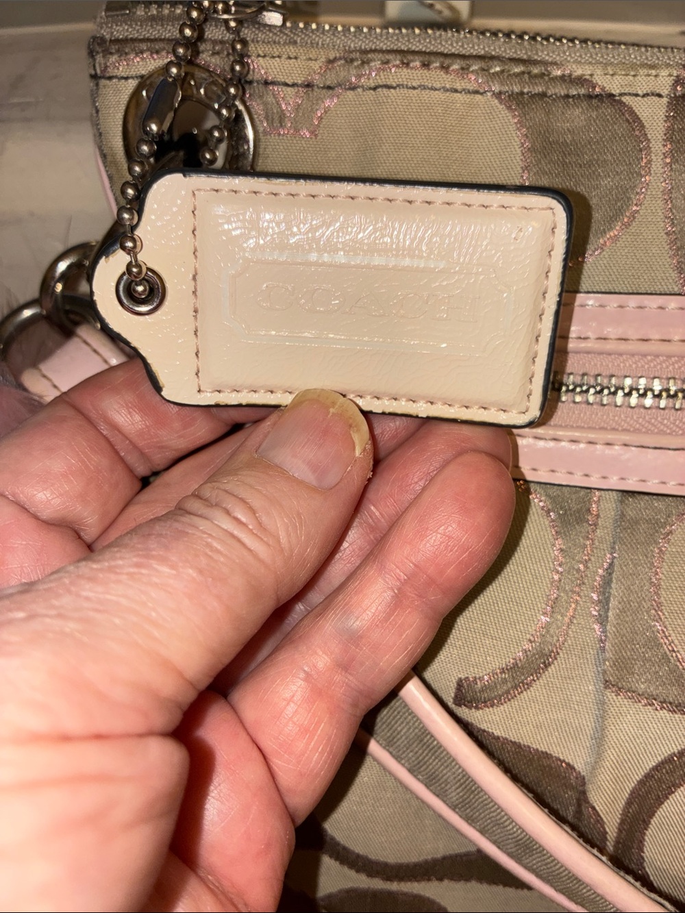 Coach Signature Canvas Shoulder Bag in Pink and Khaki - Picture 3 of 11